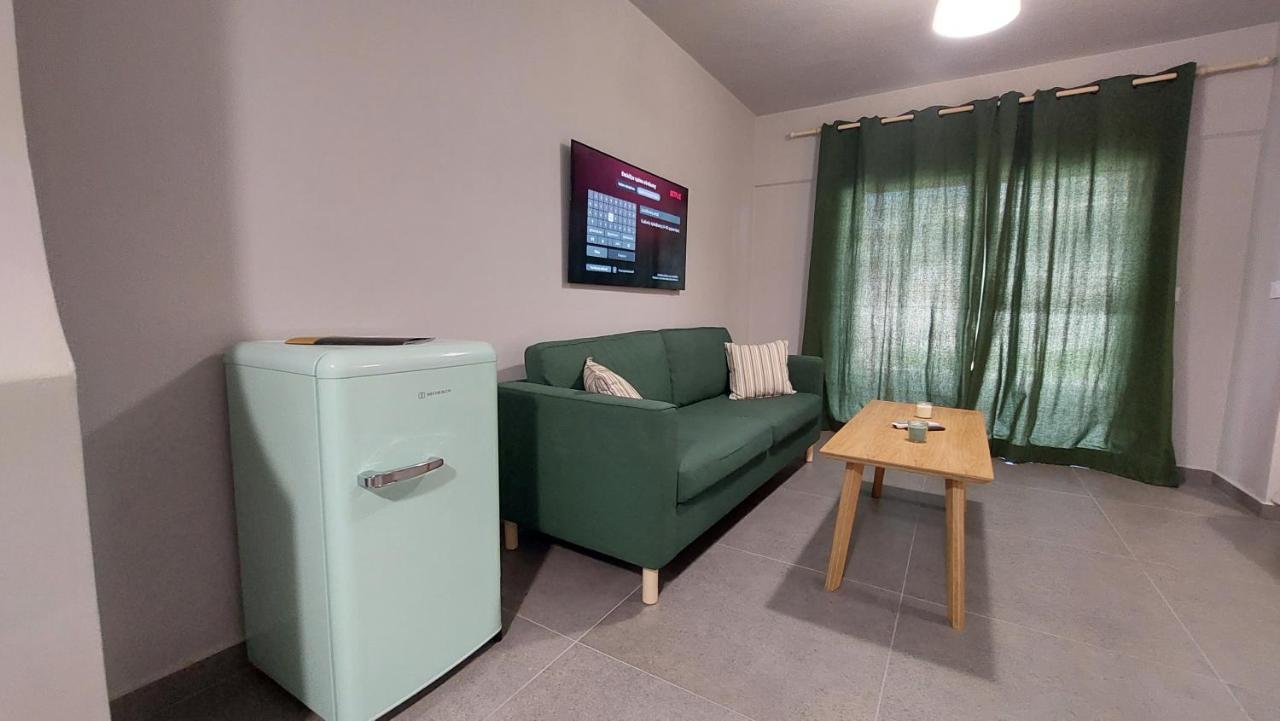 Jimmy'S Place Αρτέμιδα Εξωτερικό φωτογραφία