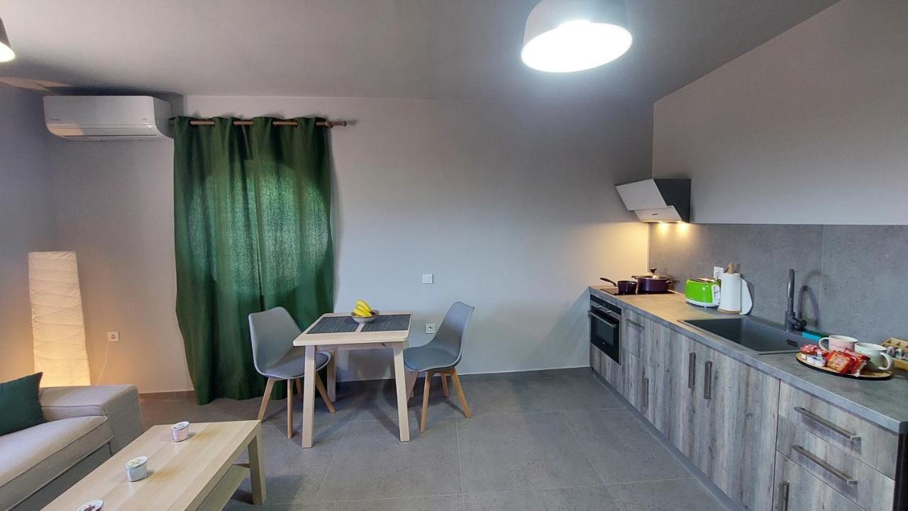 Jimmy'S Place Αρτέμιδα Εξωτερικό φωτογραφία